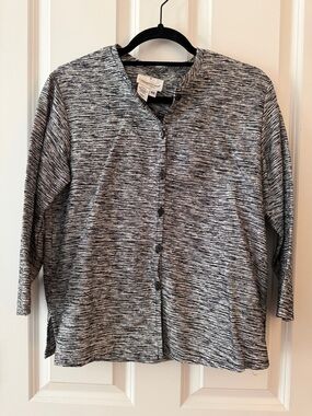 Cold Water Creek  Marled Black and White Button-Up Top. XS